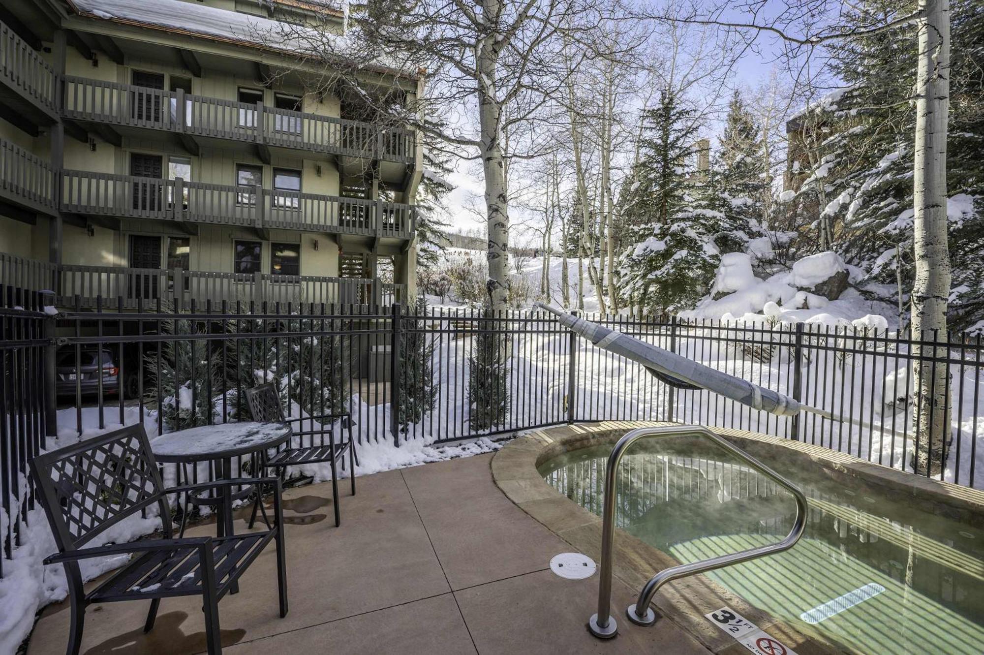 True Ski-In Ski-Out 2 BR Stunning Mountain Views! Snowmass Village Exterior foto
